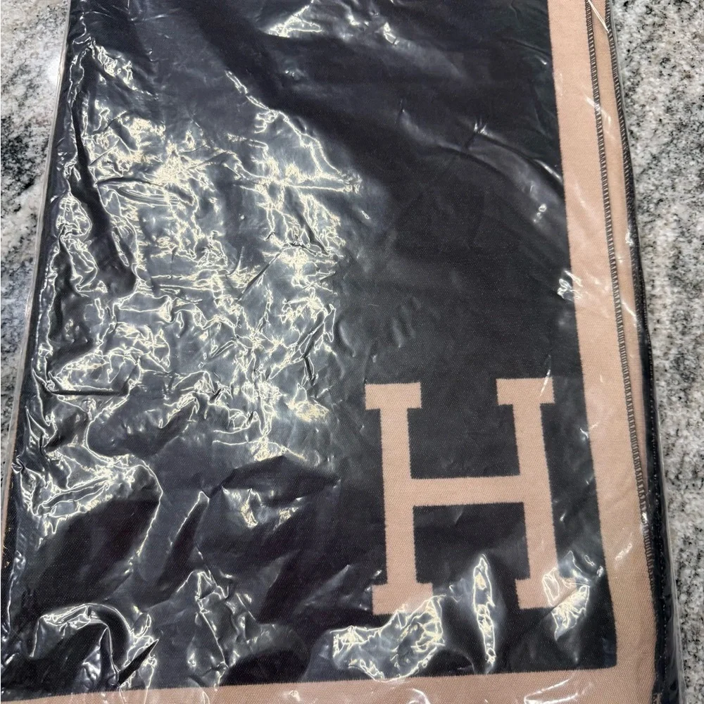 New Hermès Beige and Black H-Patterned Scarf